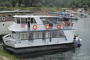 Kariba pontoon houseboats