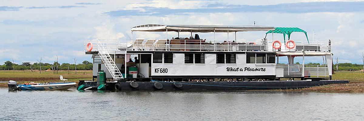 What A PLeasure Kariba houseboat pontoons