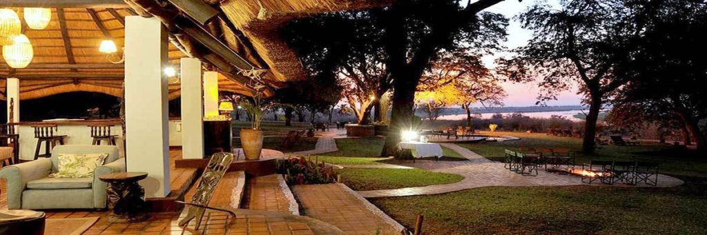 Victoria Falls hotels and safari lodges