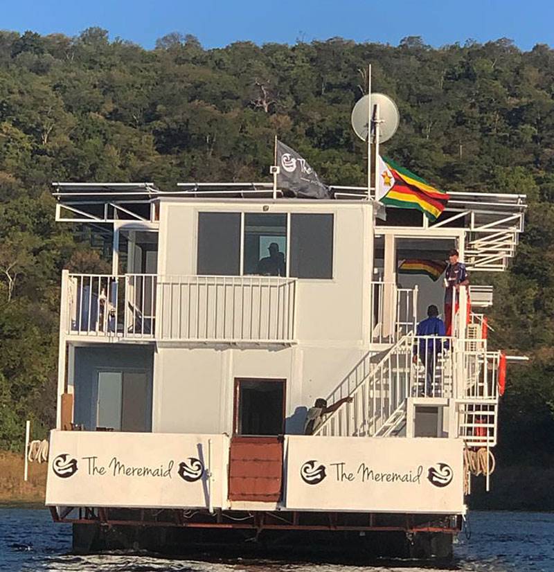 Meremaid Binga houseboat