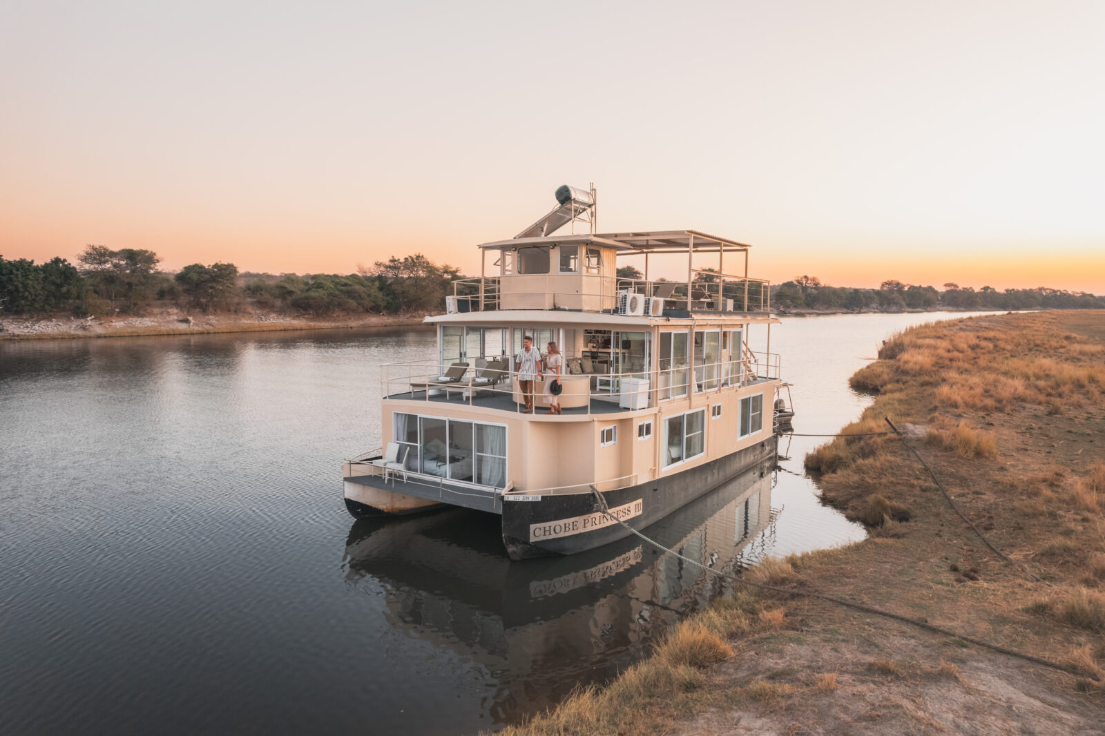 Chobe river houseboats