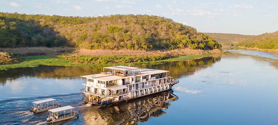 Zambezi Trader houseboat